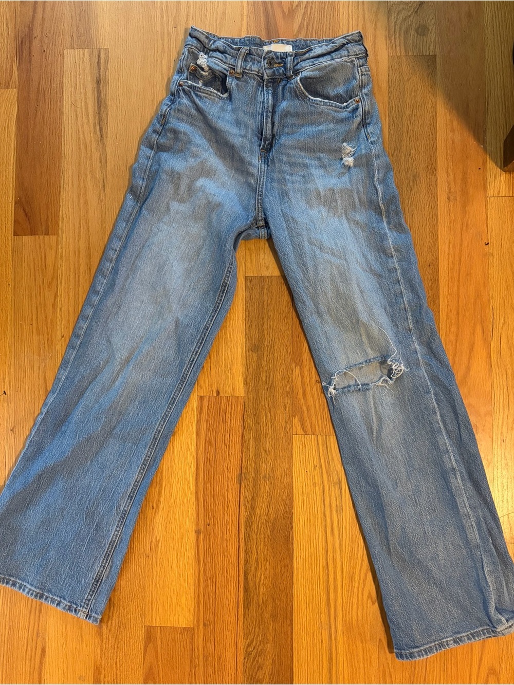 H&M Medium Blue Denim Jeans with Contrast Stitching